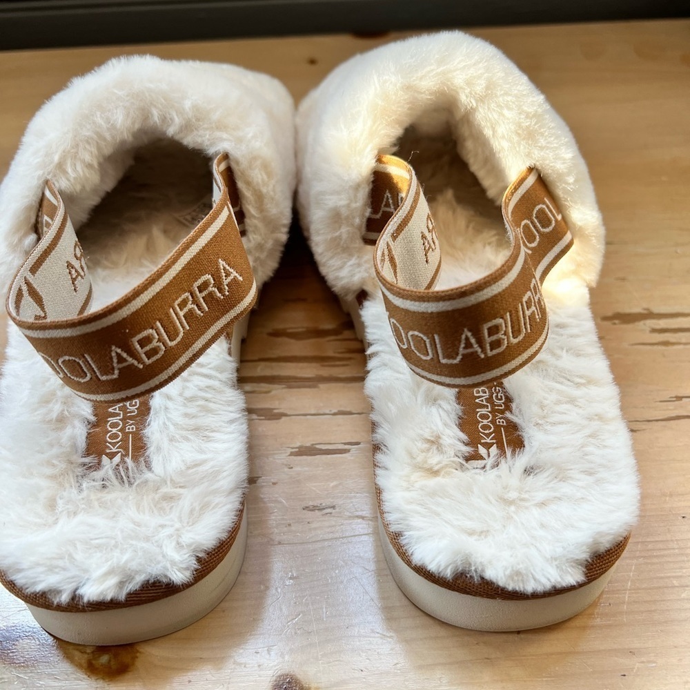 Koolaburra Cream Plush Slippers - Picture 5 of 7